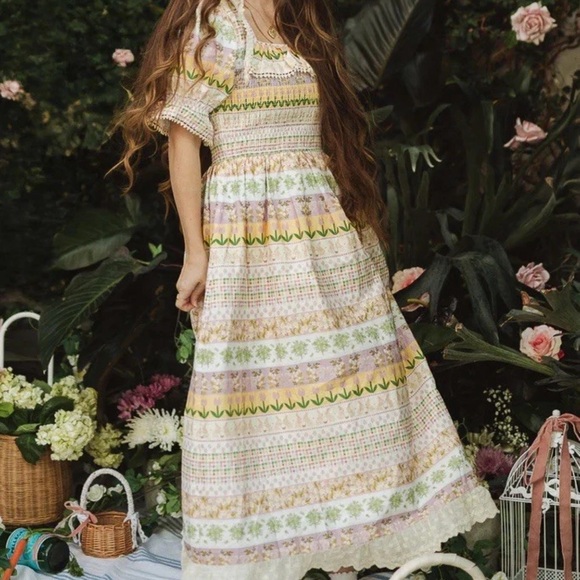 Ivy City Co Women's XXS Boxwood Blossoms Celeste Clark Easter Dress Cottagecore! - Picture 2 of 16